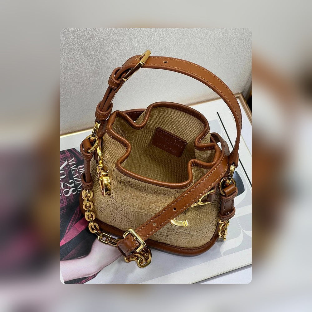 Anum Bags Detail