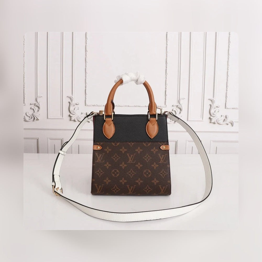 Anum Bags Detail