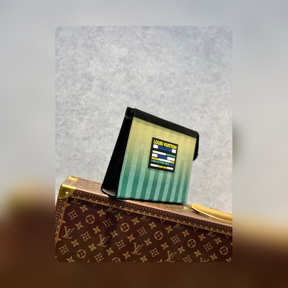 Anum Bags Detail