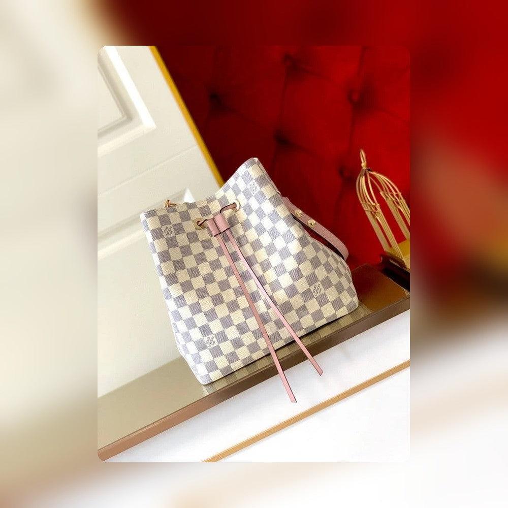 Anum Bags Detail