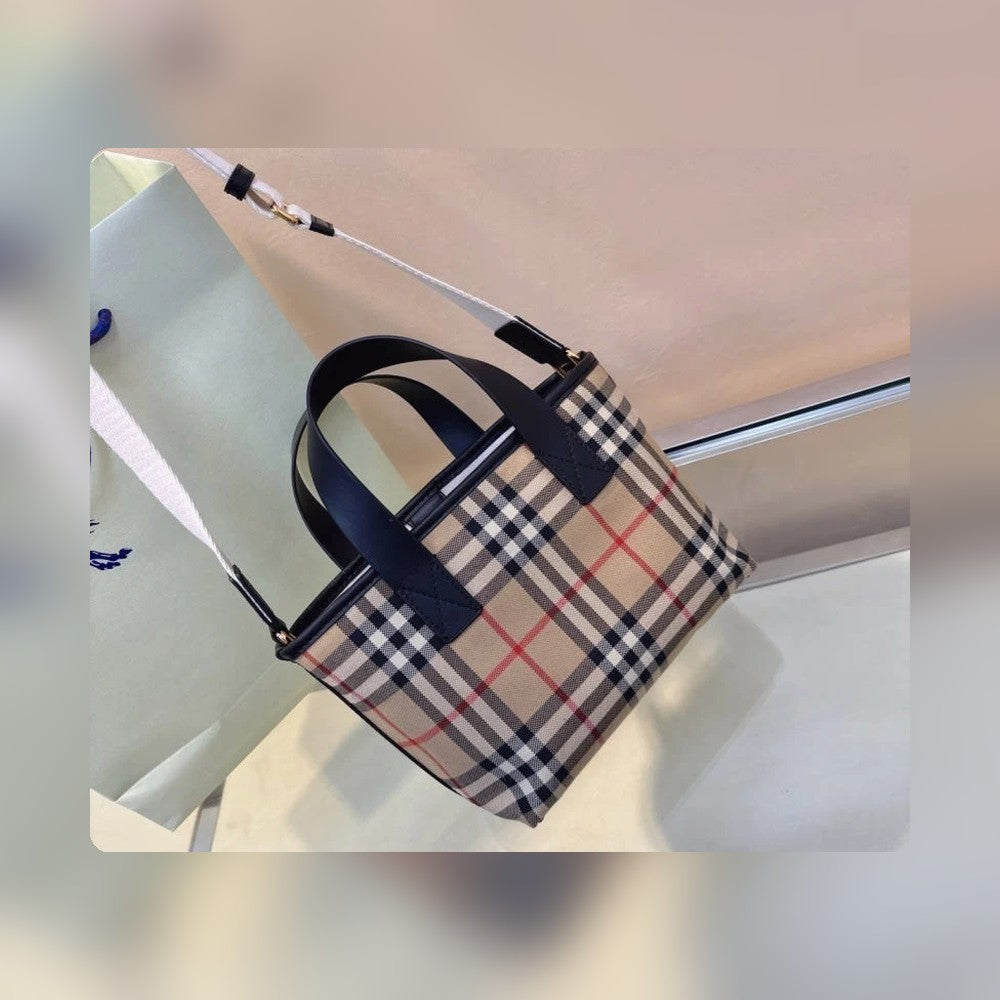 Anum Bags - High-Quality Designer Products for You - AFFORDABLE LUXURY BAGS - 17198