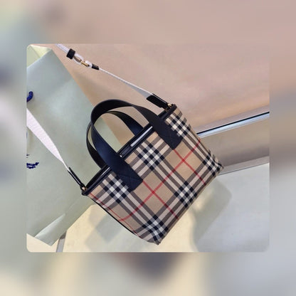 Anum Bags - High-Quality Designer Products for You - AFFORDABLE LUXURY BAGS - 17198