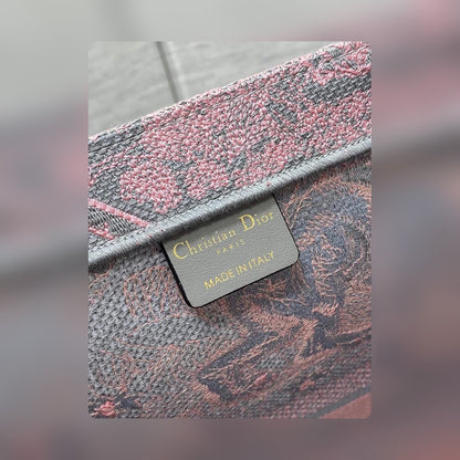 Anum Bags Detail