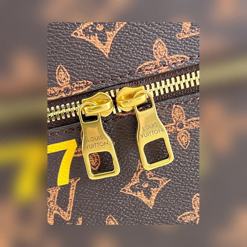 Anum Bags Detail
