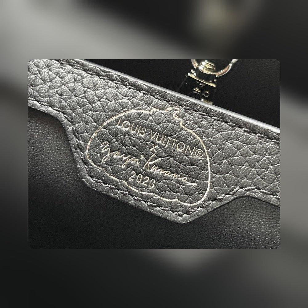 Anum Bags Detail