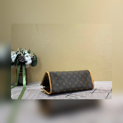 Anum Bags ln Luxury Bag --56450