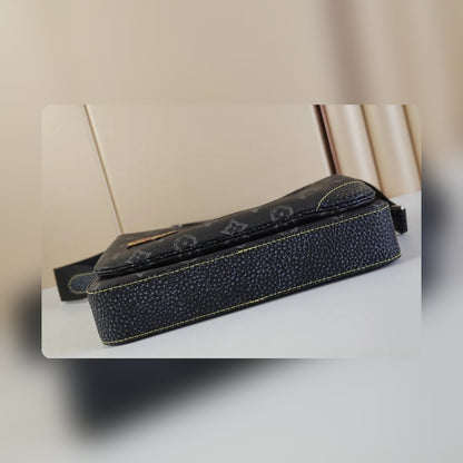 Anum Bags ln Luxury Bag --56013