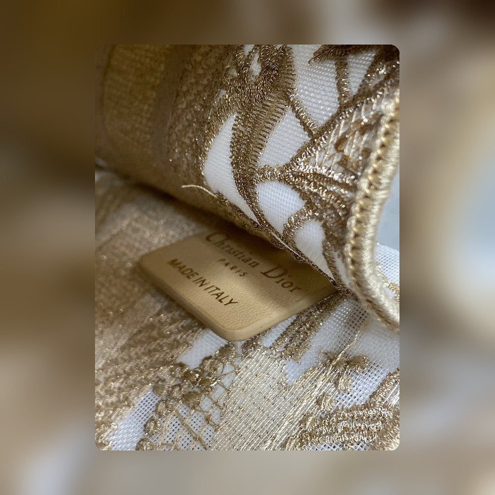 Anum Bags Detail