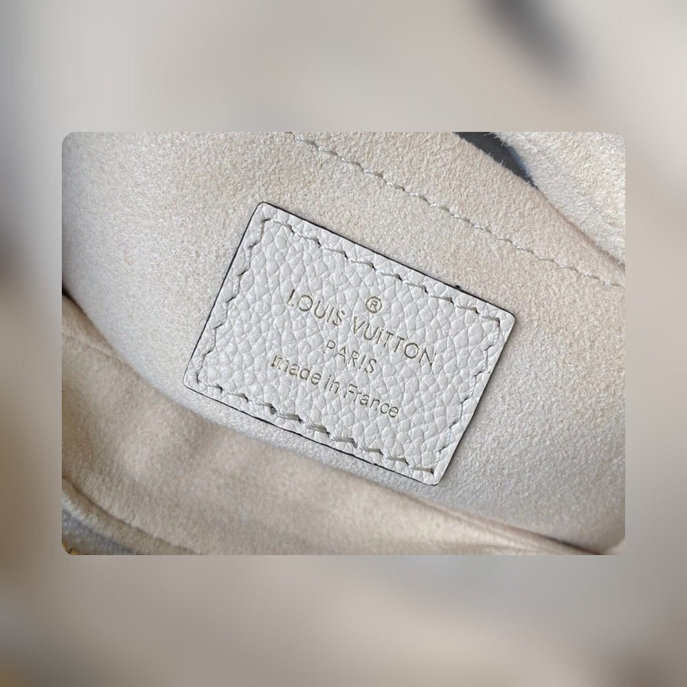 Anum Bags Detail