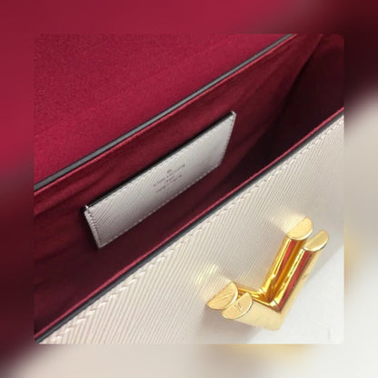 Anum Bags Detail