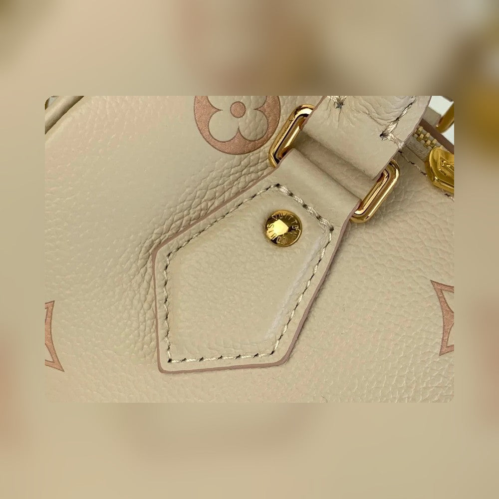 Anum Bags ln Luxury Bag --56597
