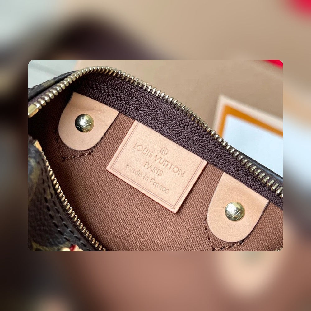 Anum Bags Detail