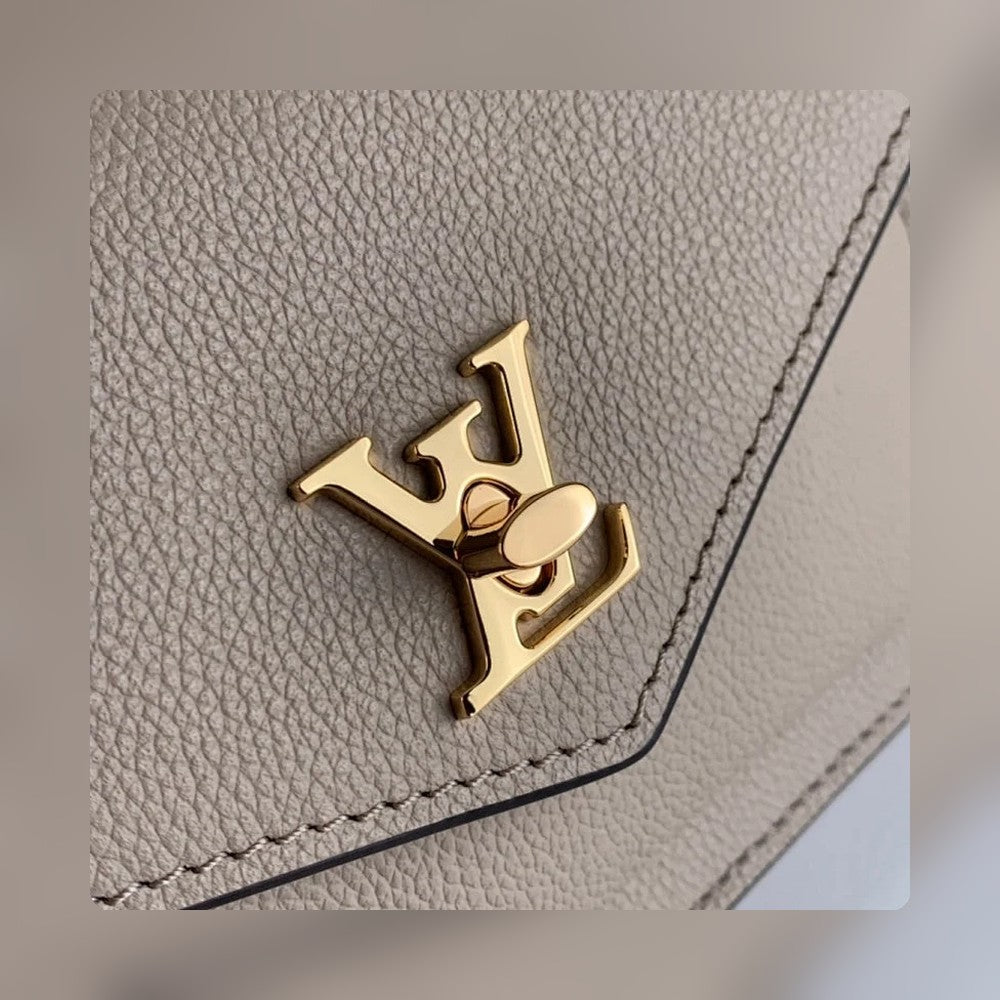 Anum Bags ln Luxury Bag --56373