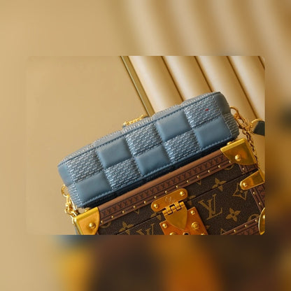 Anum Bags ln Luxury Bag --58689