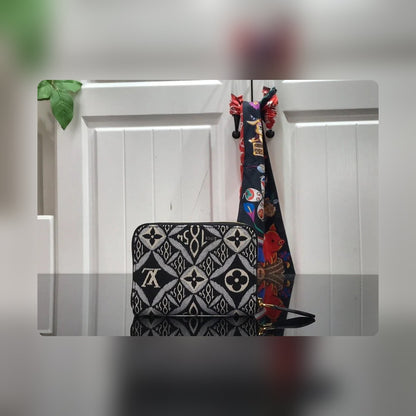 Anum Bags Detail