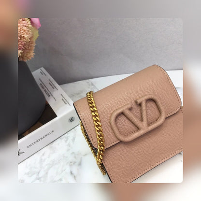 Anum Bags - Best High-End Brands in One Place - AFFORDABLE LUXURY BAGS - 5601