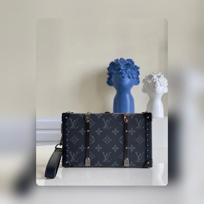 Anum Bags Detail