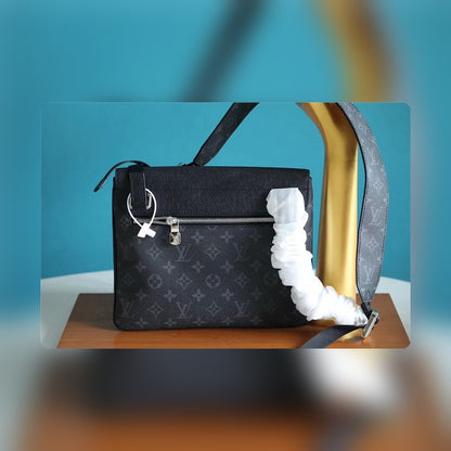 Anum Bags Detail