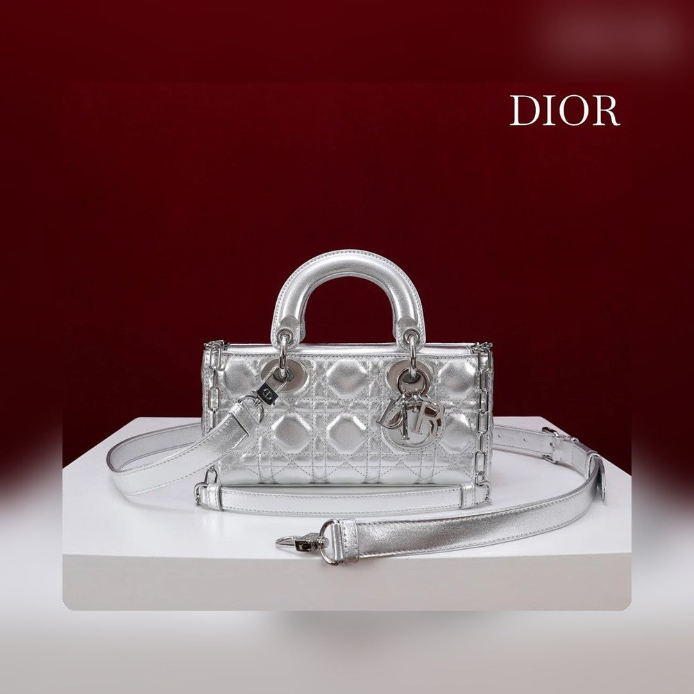 Anum Bags - High-Quality Designer Products for You - AFFORDABLE LUXURY BAGS - 18926