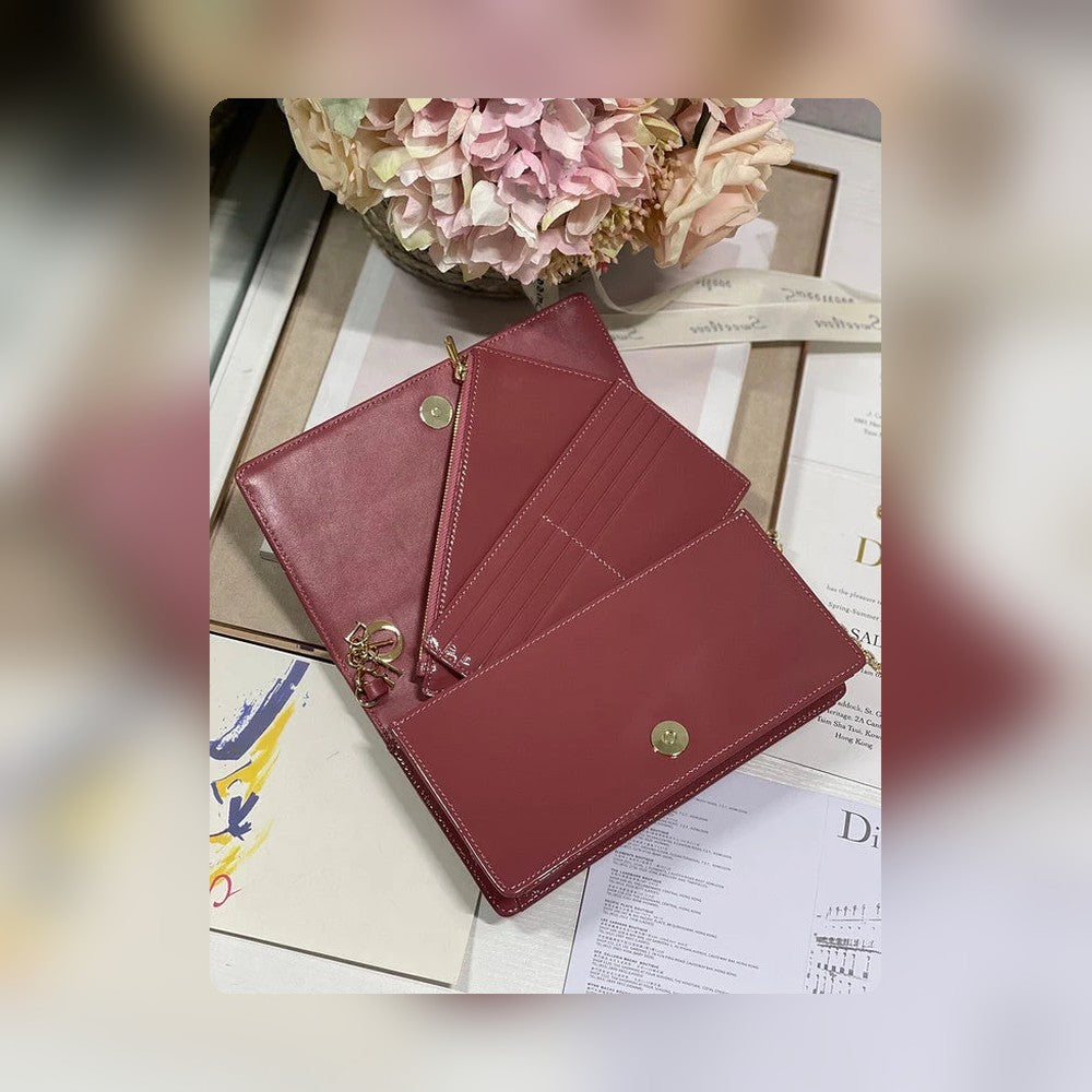 Anum Bags Detail