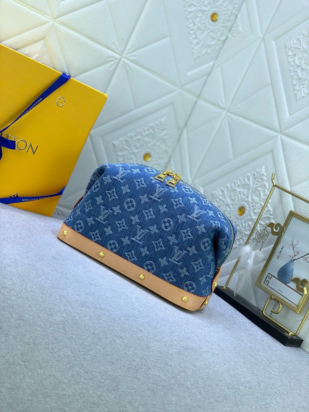 Anum Bags ln Luxury Bag --81407