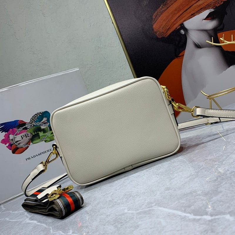 Anum Bags pradn Luxury Bag --73116