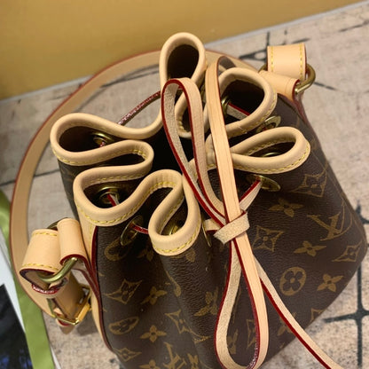 Anum Bags ln Luxury Bag --57102
