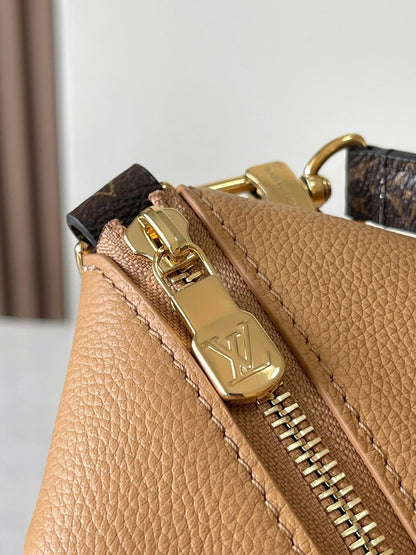 Anum Bags ln Luxury Bag --95702