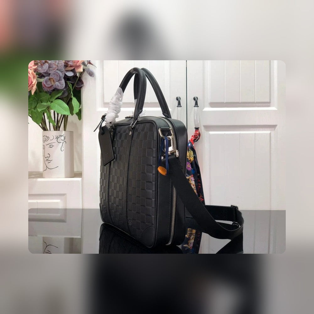 Anum Bags Detail