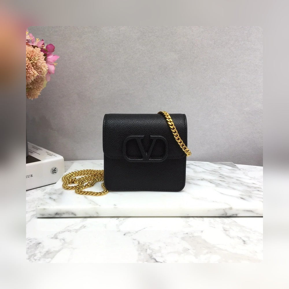 Anum Bags - Best High-End Brands in One Place - AFFORDABLE LUXURY BAGS - 5601