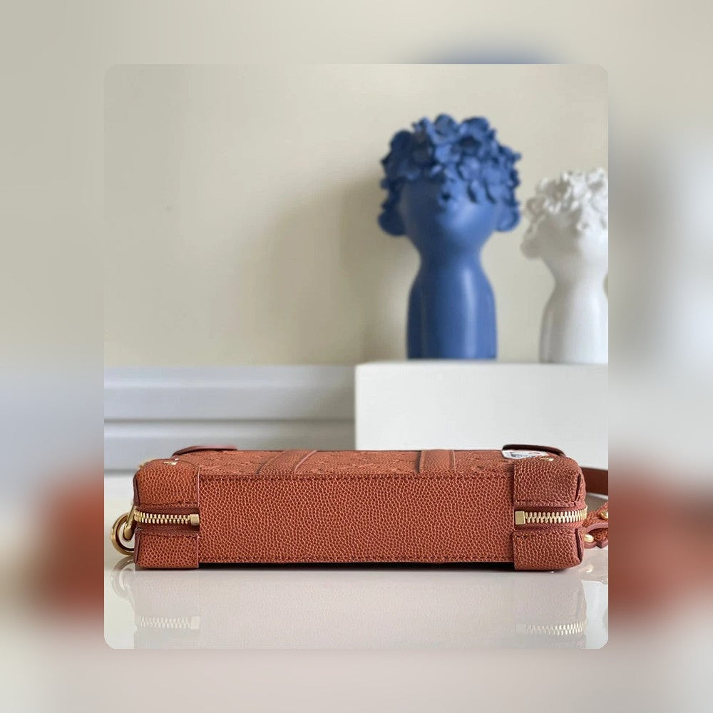 Anum Bags Detail