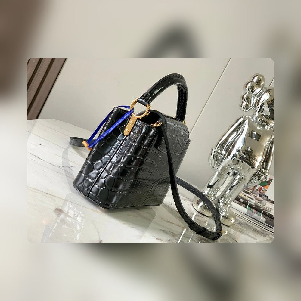 Anum Bags Detail