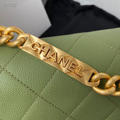Anum Bags Detail