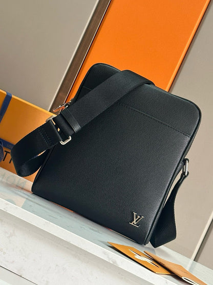 Anum Bags ln Luxury Bag --70859