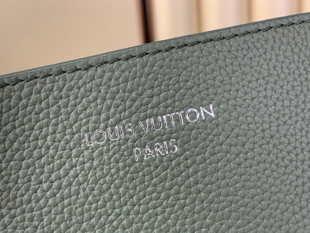 Anum Bags ln Luxury Bag --62983