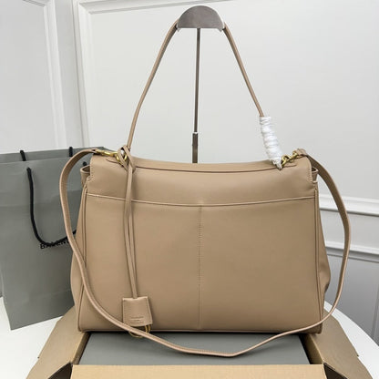 Anum Bags Balenciaga Luxury Bag --111845