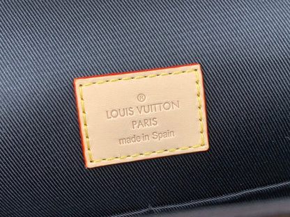 Anum Bags ln Luxury Bag --61757