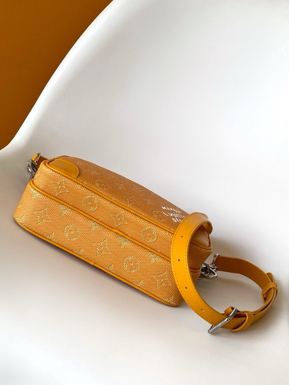 Anum Bags ln Luxury Bag --71556