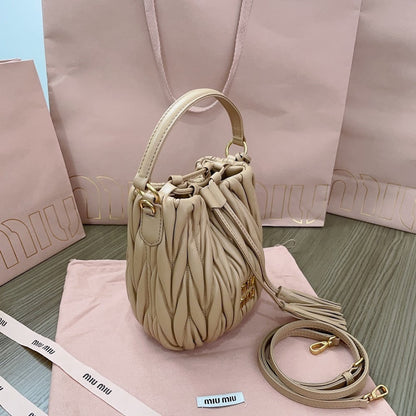 Anum Bags Miun Miun Luxury Bag --122480