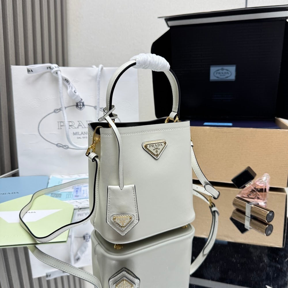 Anum Bags Pradn Luxury Bag --101897