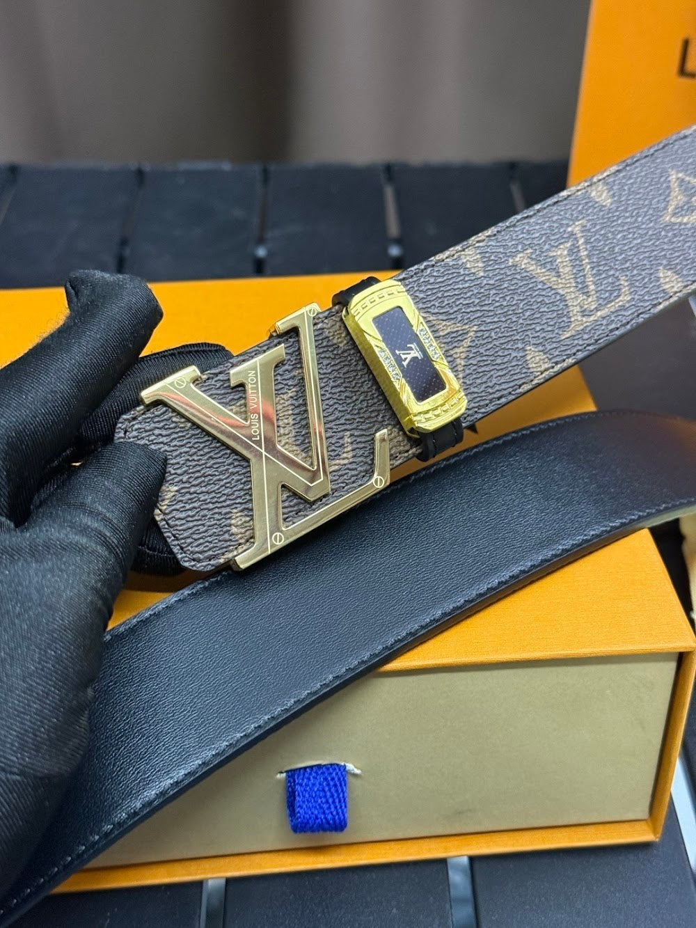 Anum Bags ln Luxury Belt --107193