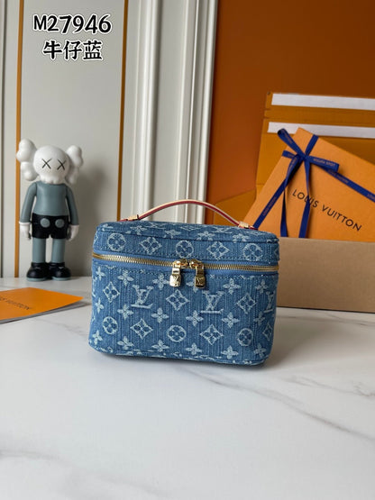 Anum Bags ln Luxury Bag --77847