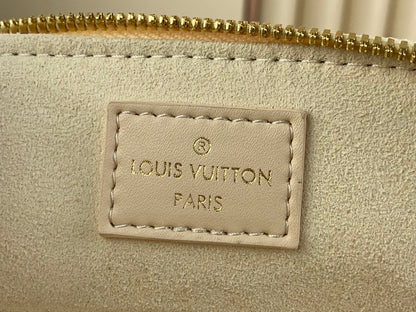 Anum Bags ln Luxury Bag --68430