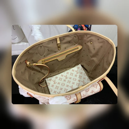 Anum Bags Detail