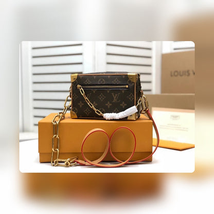 Anum Bags Detail