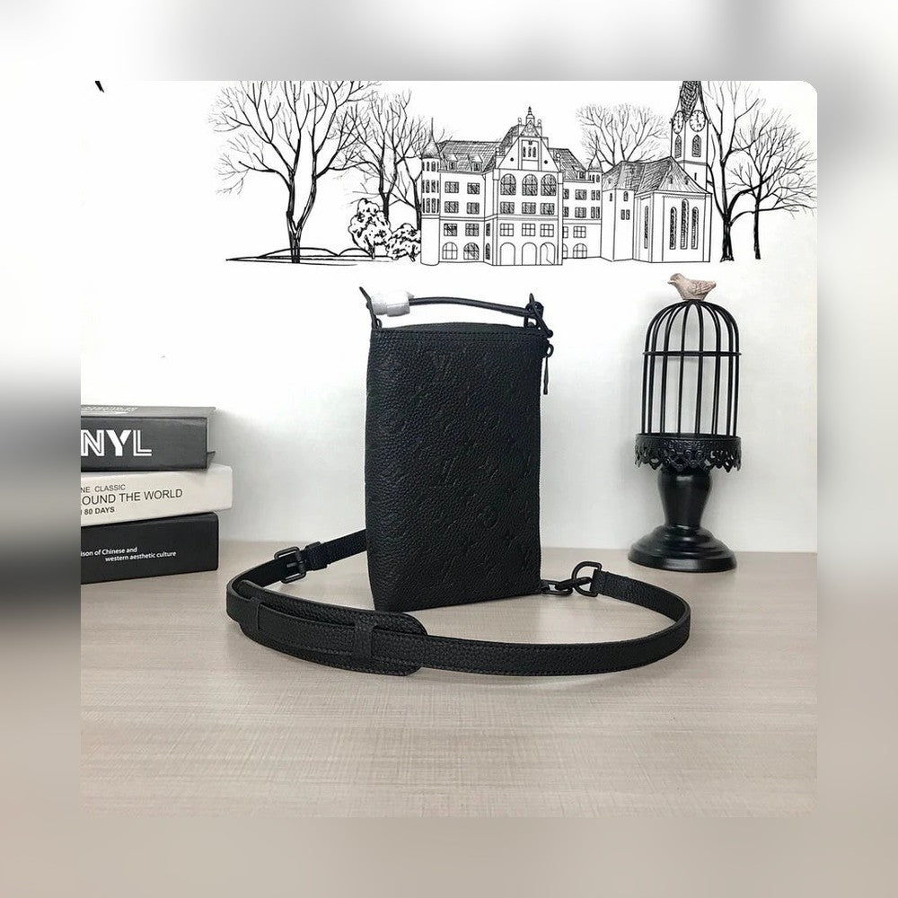 Anum Bags Detail