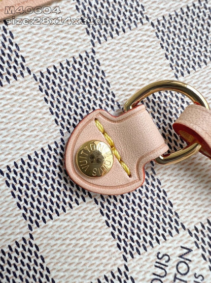 Anum Bags ln Luxury Bag --96940