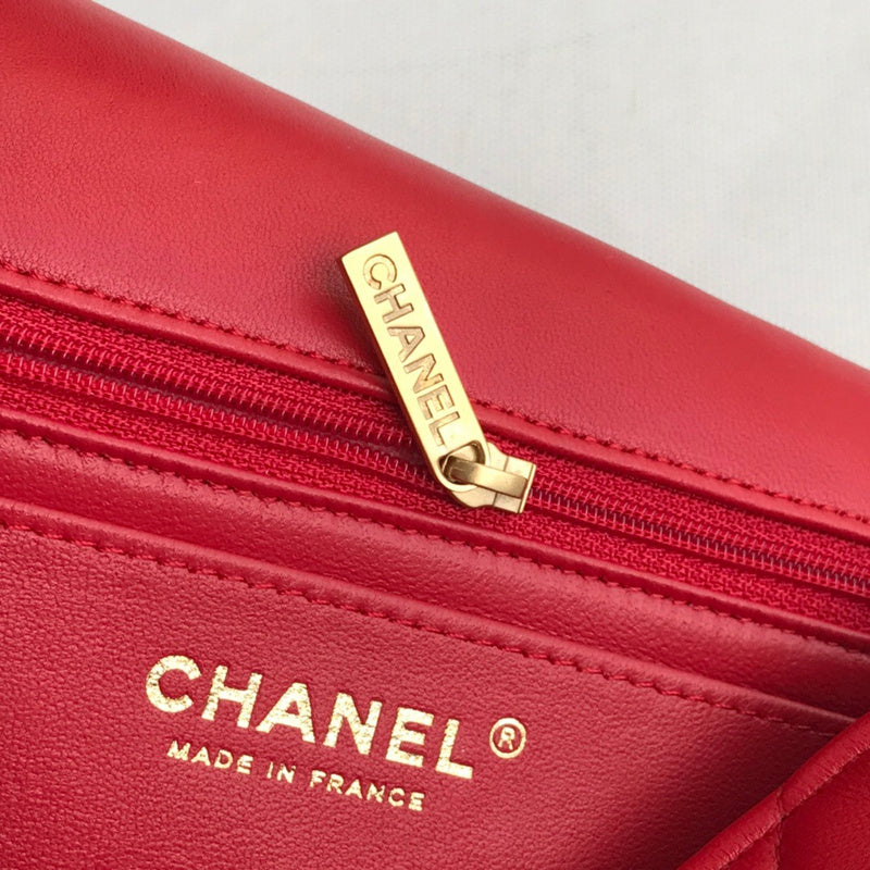 Anum Bags Detail