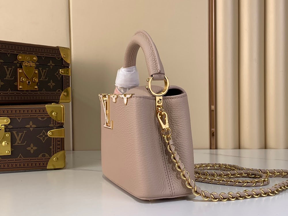 Anum Bags ln Luxury Bag --95766