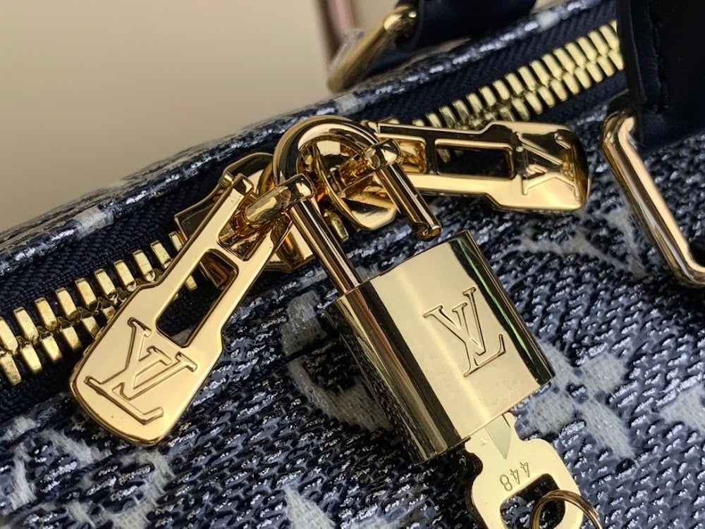 Anum Bags ln Luxury Bag --61870